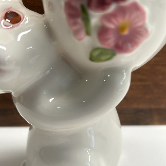 Vintage 1981 Avon White Ceramic Bunny Candle Holder With Floral Design - Picture 13 of 14